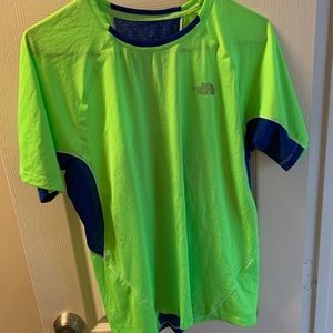 North Face Flight Series running tee. Sz M.